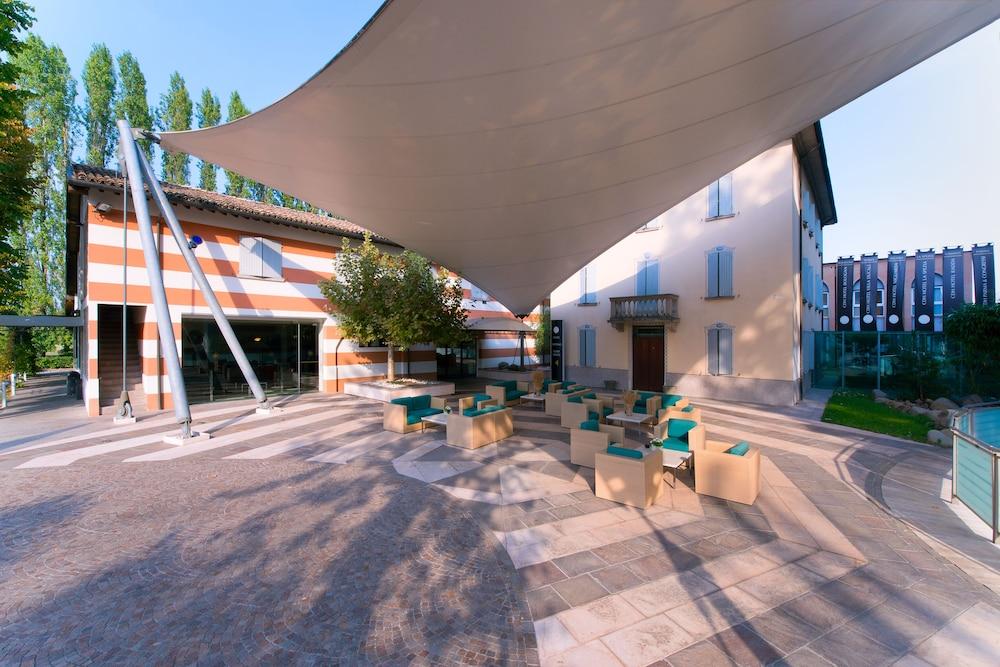 Hotel Villa Ducale Parma Eksteriør billede