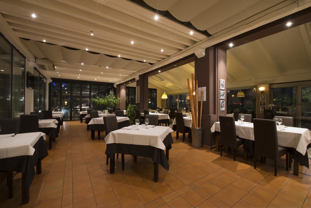 Hotel Villa Ducale Parma Eksteriør billede
