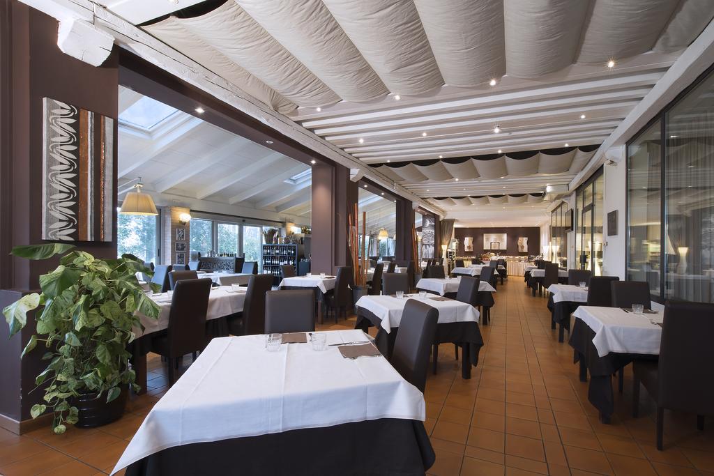 Hotel Villa Ducale Parma Eksteriør billede