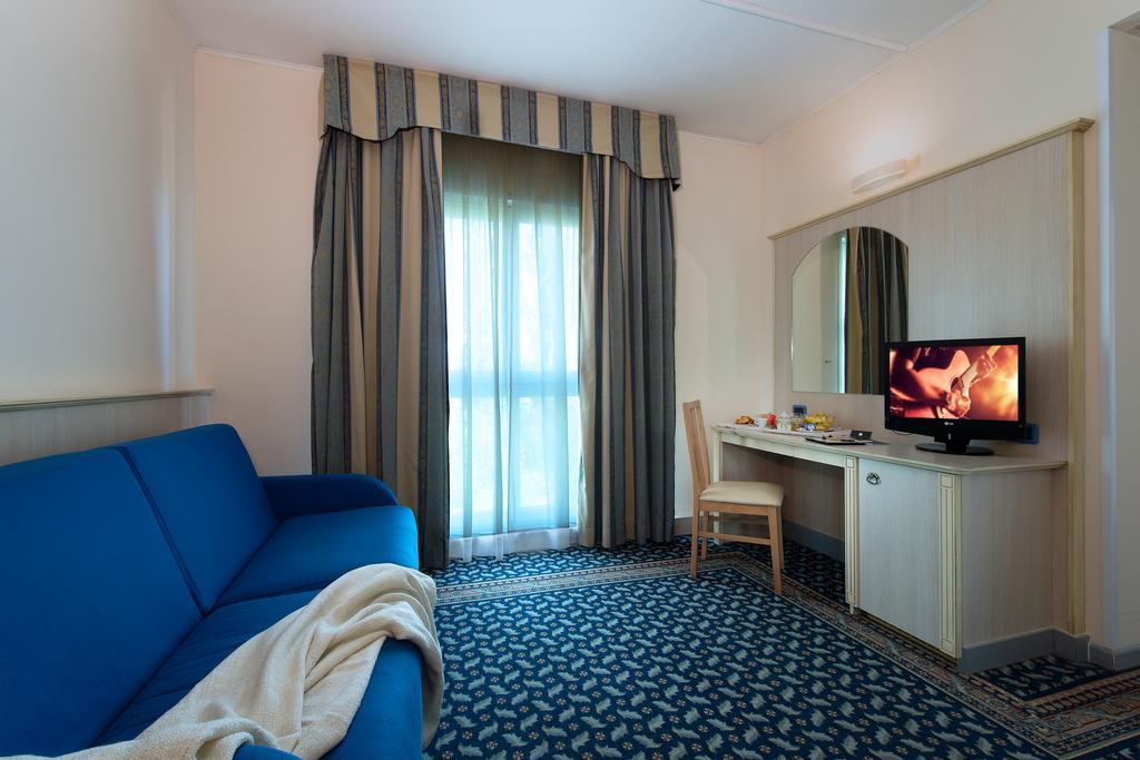 Hotel Villa Ducale Parma Eksteriør billede